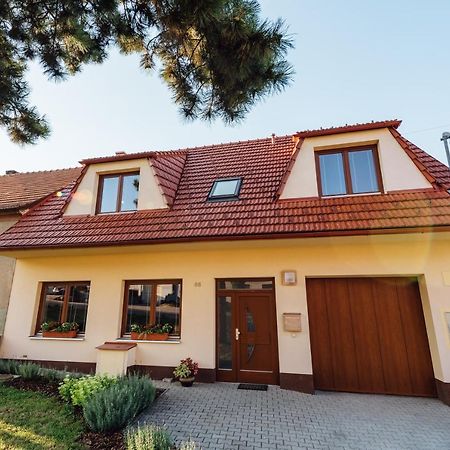 Apartman Pod Borovici Kovalovice Екстериор снимка