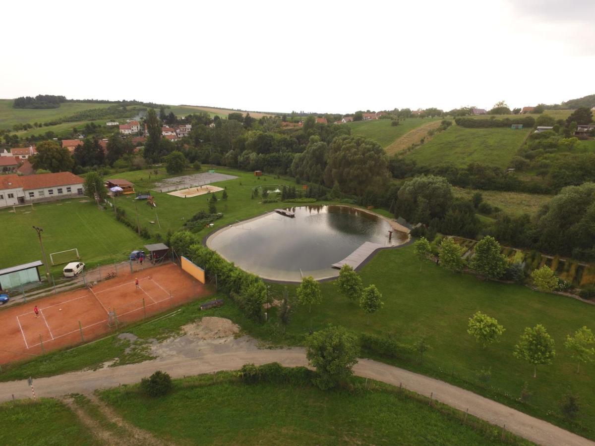 Apartman Pod Borovici Kovalovice Екстериор снимка
